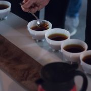 Wyjątkowy Cupping Kaw z World of Coffee w Coffeedesk!