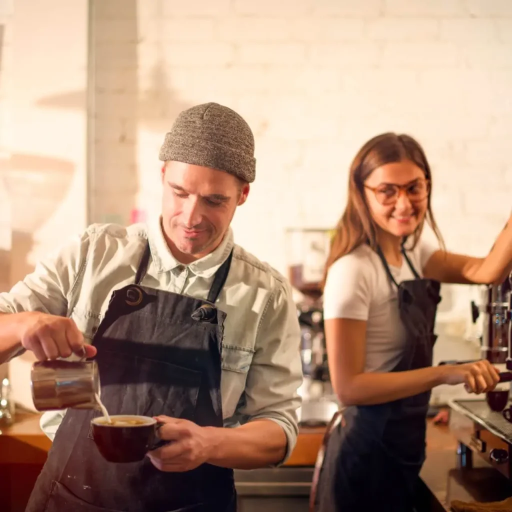 szkolenia baristyczne coffeedesk studio praktyka przy ekspresie